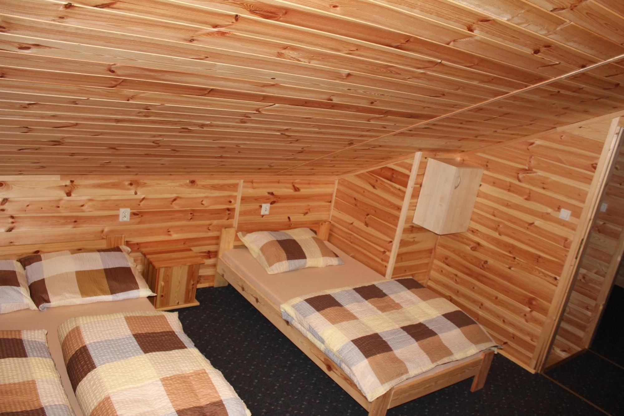 Mlodziezowy Domek Dla Grup Eldorado Mielno Centrum, 200M Od Morza Luaran gambar