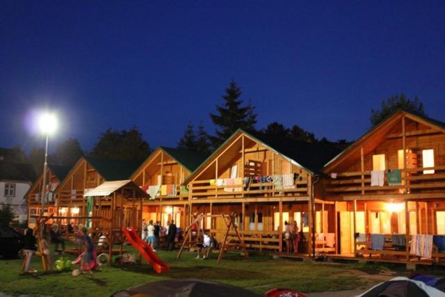 Mlodziezowy Domek Dla Grup Eldorado Mielno Centrum, 200M Od Morza Luaran gambar